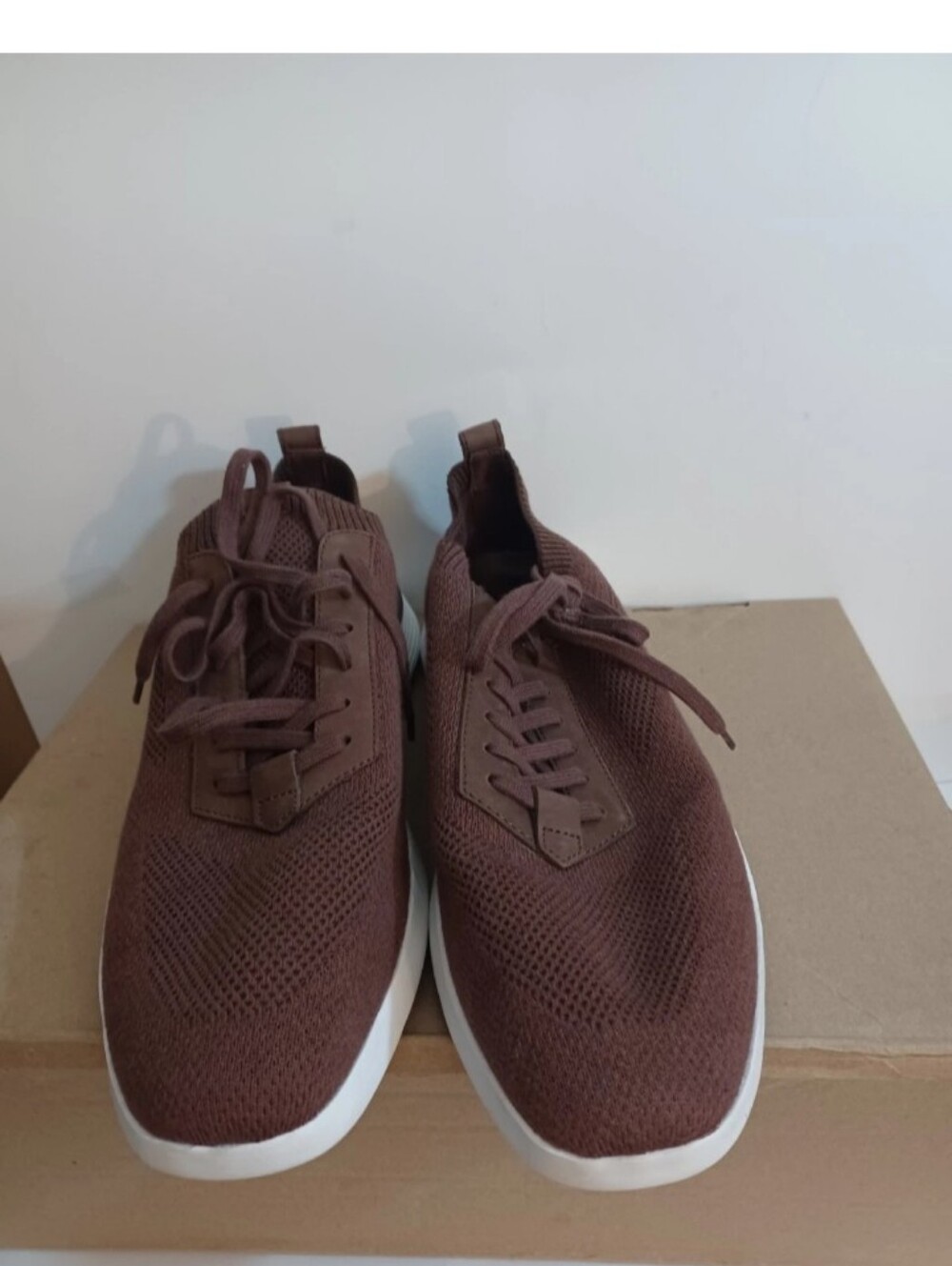 Wolf And Shepherd Men's Knit Casual Sneakers in Brown 11M